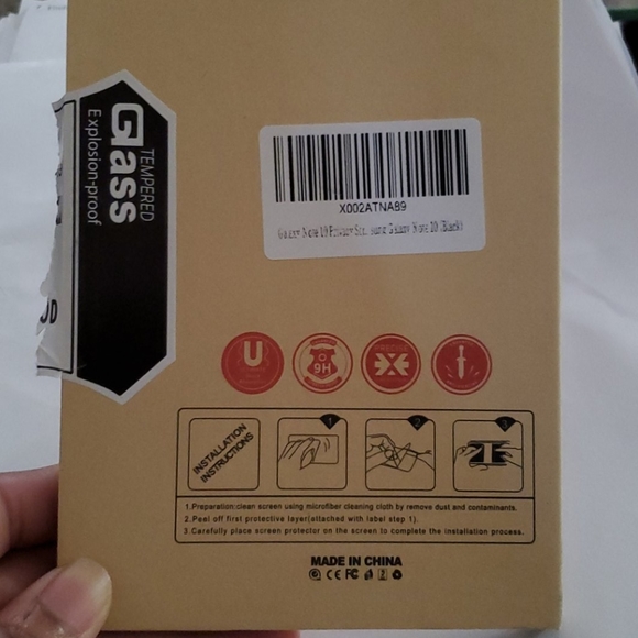 Samsung Note 10 screen protector - Picture 4 of 5
